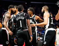 广州队郭艾伦领军新阵容击败强敌