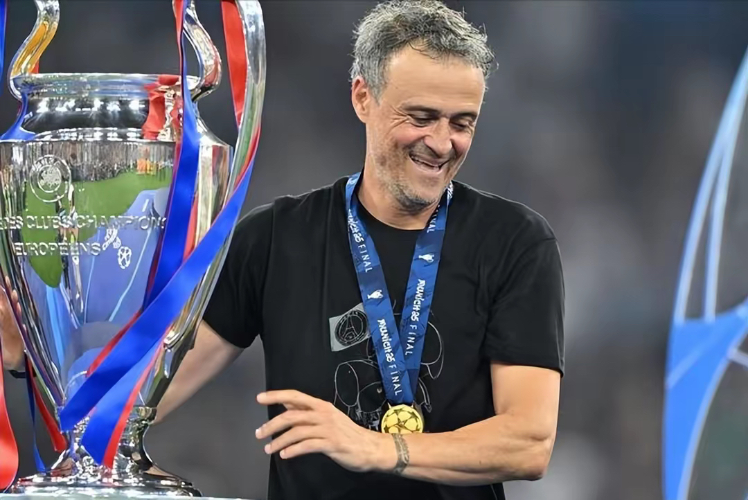 包含马赛迎法甲关键赛，今夜门线救险，目标明确，年轻球员得到机会的词条