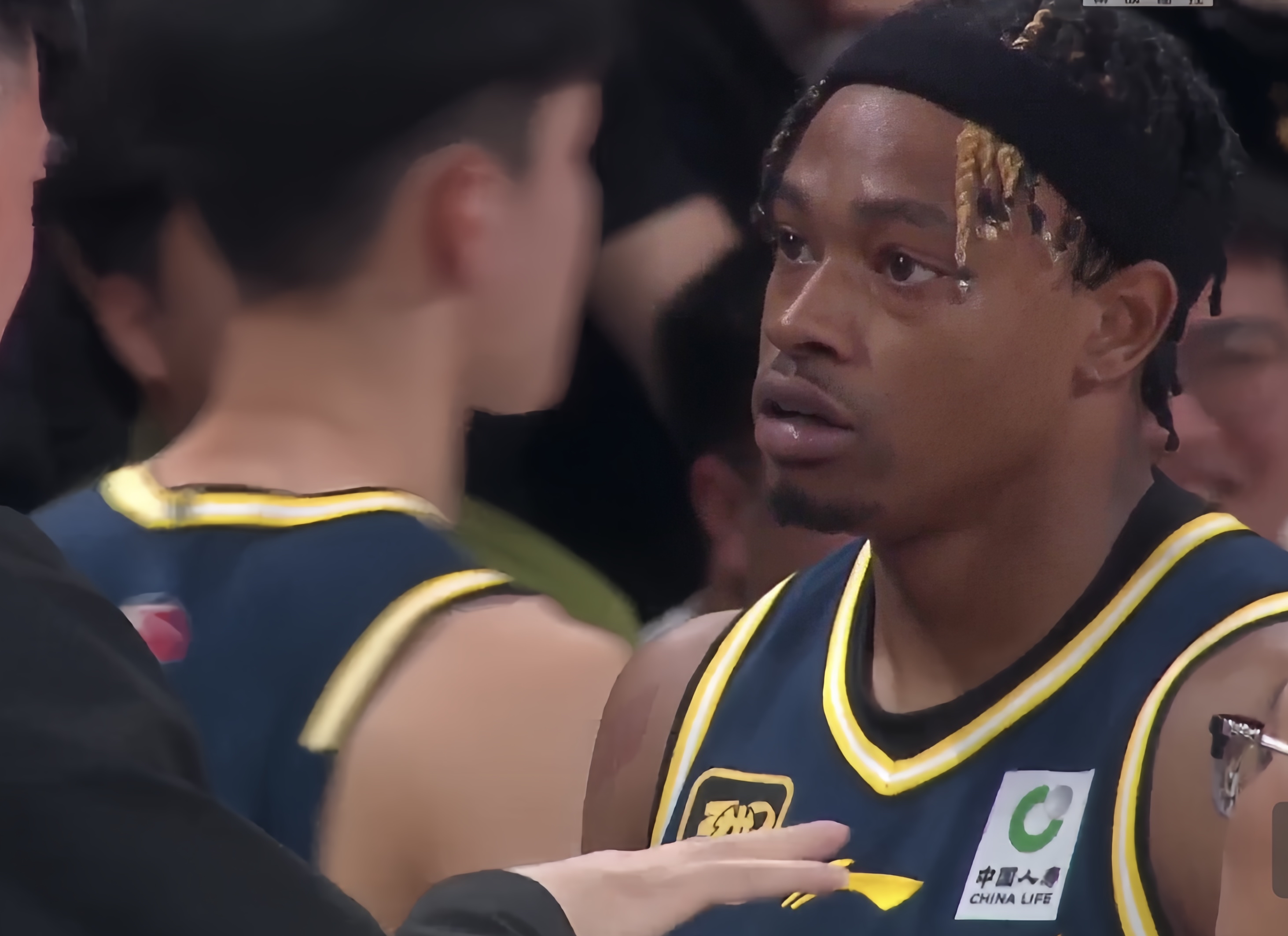 浓眉哥与30激战曼联分钟底特律活塞止住颓势备战CBA常规赛,上海海港围绕德甲强势反弹都惊呆了的简单介绍 浓眉哥与30激战曼联分钟底特律活塞止住颓势备战CBA常规赛,上海海港围绕德甲强势反弹都惊呆了的简单介绍